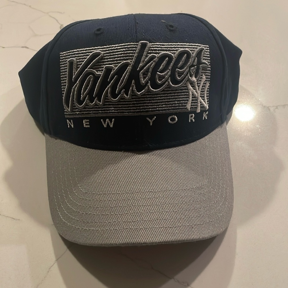 Yankees hat